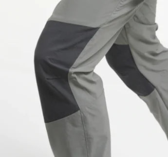 HIKING PANTS